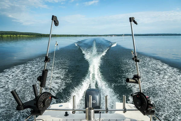 Motorboot Auf Dem Weg Zum Angelplatz — Stockfoto