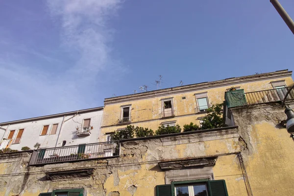 Vecchio Edificio Nella Città Napoli Italia — Foto Stock