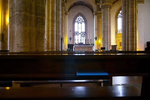 Einer Mittelalterlichen Kirche Einem Toskanischen Dorf — Stockfoto