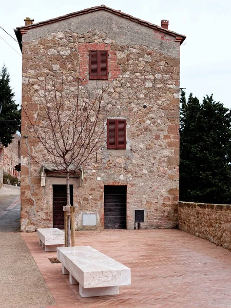 ヴァル オルシアの中世の村 ピエンツァの素晴らしい眺め — ストック写真