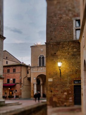 Pienza çok güzel görünümü Val d Orcia bir ortaçağ köyü, İtalya