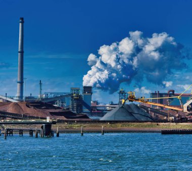 çalışma için kömür kullanan elektrik santrali