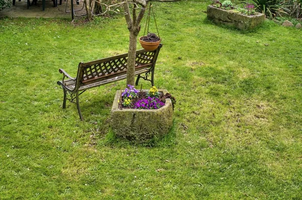 Virgoletta. Lunigiana 'da Aulla yakınlarında küçük bir ortaçağ köyü.