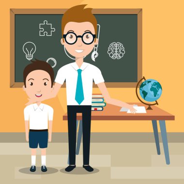 adam öğretmen sınıfta öğrencilerle