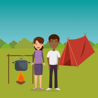 Genç çift kamp bölgesinde