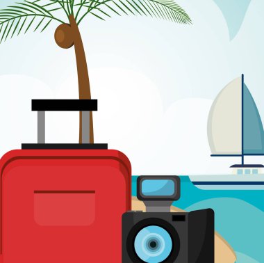 Plaj manzara ile bavul ve fotoğraf makinesi