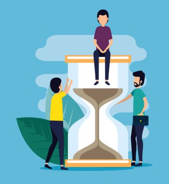 Erkekler iş çalışması yaprakları ve kum saati ile