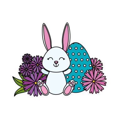 Paskalya yumurtası ile sevimli tavşan bahçede boyalı