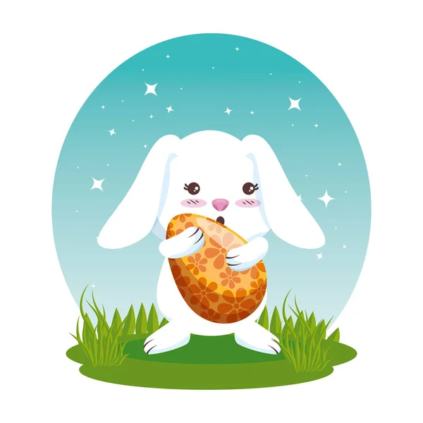 牧草地に描かれたイースター ・ エッグでかわいいウサギ — ストックベクタ