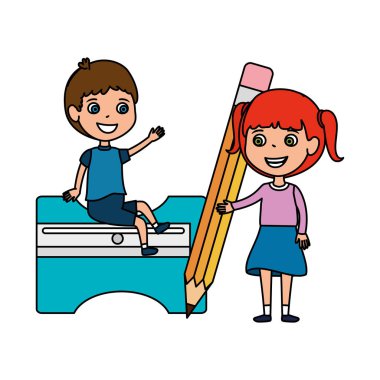 küçük öğrenciler çocuklarla kalemtıraş ve kalem