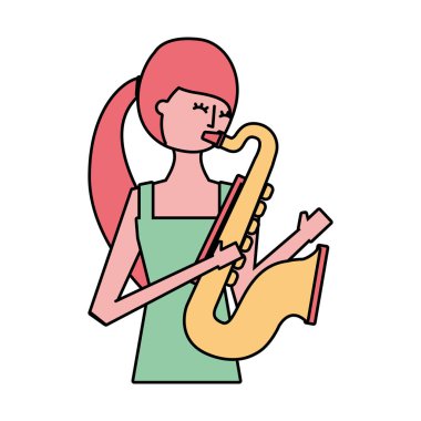 Saksafon çalan genç bir kadın