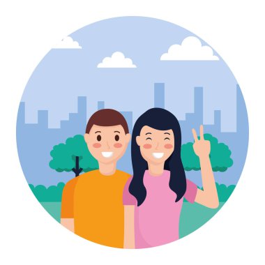 Parkta poz veren çift