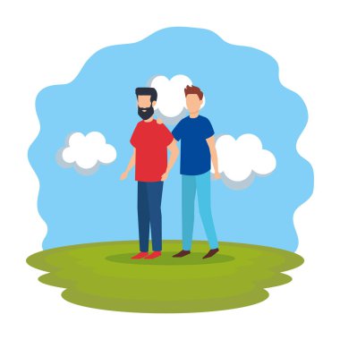 parkta genç ve rahat bir çift erkekler