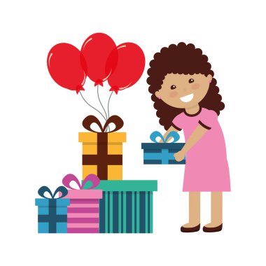 mutlu kız balonlar ve doğum günü hediyeleri tutan