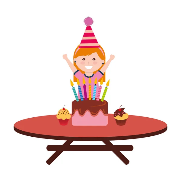 Bolo de aniversário menina feliz com velas na mesa —  Vetores de Stock