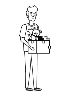 Genç adam bağış kutusunu kaldırmaya gönüllü.