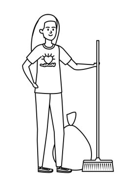 Süpürgeli çöp torbasıyla gönüllü genç bir kadın.