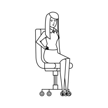 şık iş kadını ofis koltuğunda oturmak