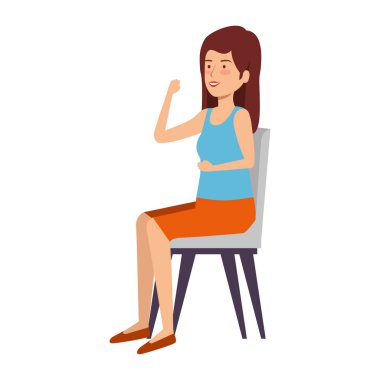 Sandalyede oturan güzel kadın.