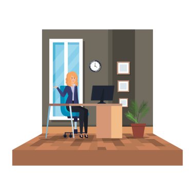 İşyerinde şık iş kadını