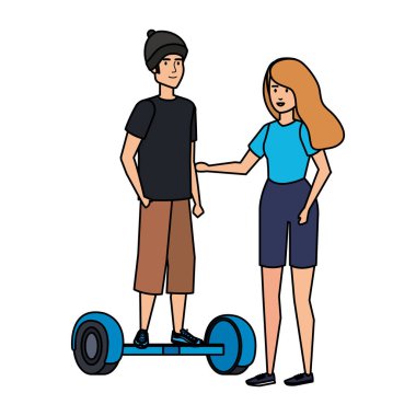 Genç çift hoverboard elektrik