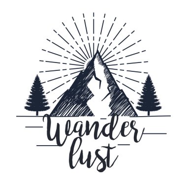 çam ağaçları ile karlı dağ Wanderlust seyahat
