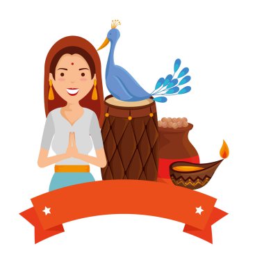 tavus kuşu ve kültürel öğeleri ile Hindistan'dan güzel kadın