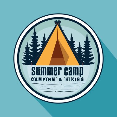 doğa çam ağaçları ve kamp etiketi