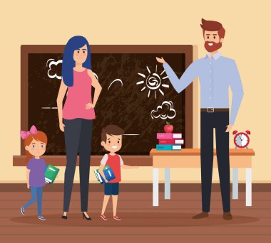 okul sahnesinde öğrenci çocukları ile öğretmen çift