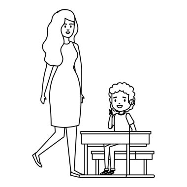 kadın öğretmen ile okul masasında mutlu öğrenci çocuk