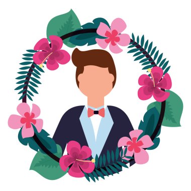 Düğün günü çiçek çelenk ile damat