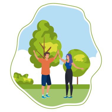 Genç aşıklar çift parkta kutluyor