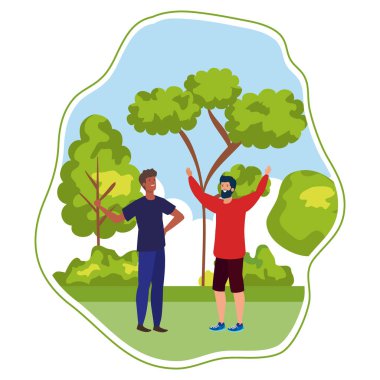 parkta kutluyor Irklararası Genç erkekler arkadaşlar