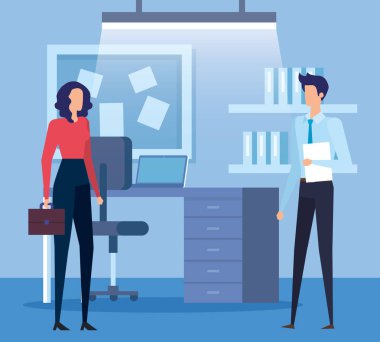 Ofiste zarif bir çift işçi var.