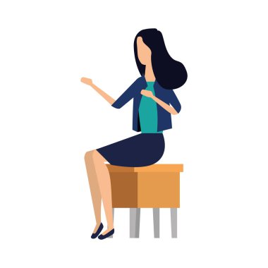 zarif iş kadını bankta oturan