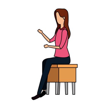 zarif iş kadını bankta oturan