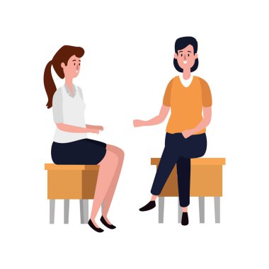 zarif iş kadınları banklarda oturmuş