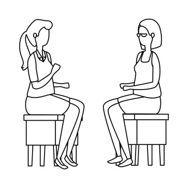 zarif iş kadınları banklarda oturmuş