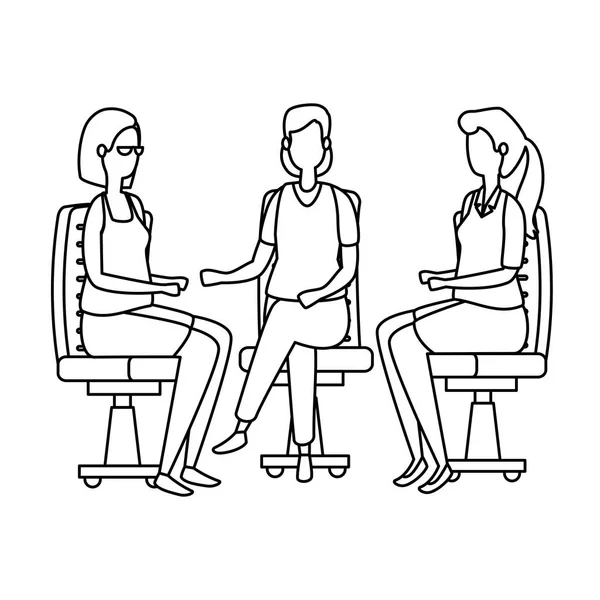 Mulheres de negócios elegantes trabalhadores sentados em cadeiras de escritório —  Vetores de Stock