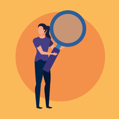 Büyüteç karakterli genç bir kadın.