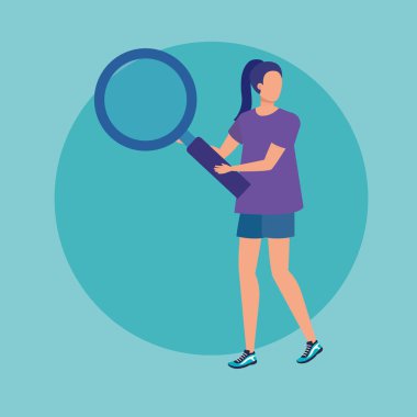 Büyüteç karakterli genç bir kadın.