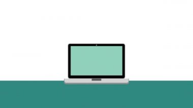 dizüstü bilgisayar ile online finans ve ekonomi