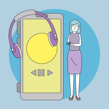 Kulaklık ve smartphone ile genç kadın