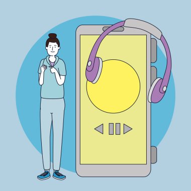 Kulaklık ve smartphone ile genç kadın