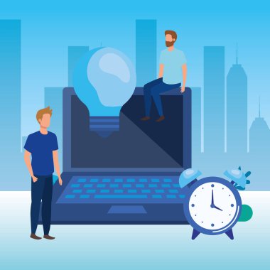 dizüstü bilgisayar karakterleri ile genç erkekler