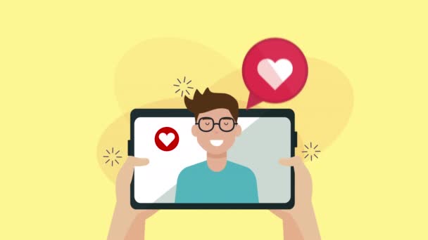 Mãos usando tablet com animação de marketing de mídia social — Vídeo de Stock