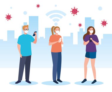 Gruptakiler covid 19 'a karşı tıbbi maske takıyor. Akıllı telefon, sosyal medya koronavirüs konsepti kullanıyorlar.