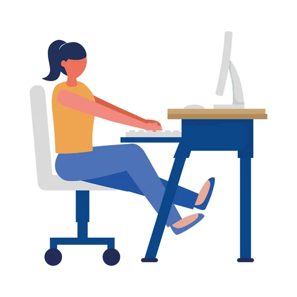 Mujer con computadora en diseño de vectores de escritorio — Vector de stock