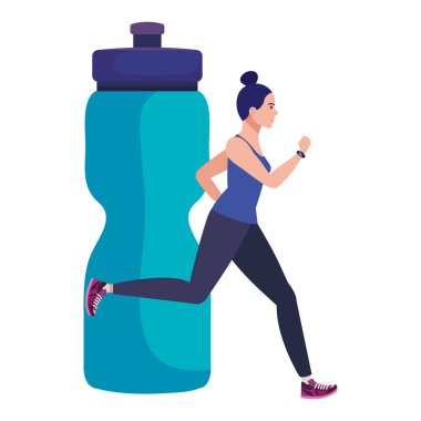 Şişenin arka planında koşan kadın plastik içecek, hidrasyon şişesi olan bayan sporcu.