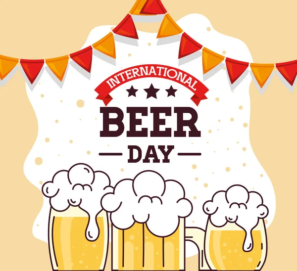 Διεθνής ημέρα μπύρας, Αύγουστος, μπύρες και γιρλάντες κρέμονται διακόσμηση — Διανυσματικό Αρχείο